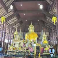 เข้าวัดทำบุญ ที่วัดมหาธาตุวิหารราชบุรี 