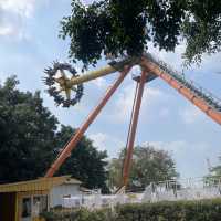สวนสนุกดรีมเวิลด์ (Dream World) สวนสนุกกลางแจ้ง