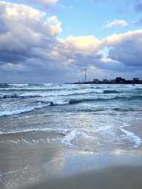  A Tranquil Escape to Woljeongri Beach, Jeju Island