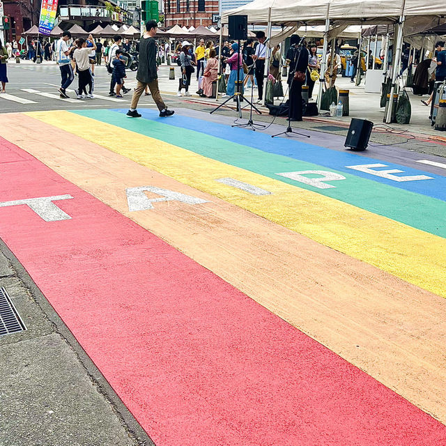 대만 타이베이 여행을 가면 들려야하는 시먼딩 <무지개 횡단보도>🌈