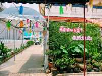 泰國曼谷湄南河畔著名古跡皇家寺廟景點：Wat Ta Klam，藍白色寺廟，適合打卡拍照📸冥想
