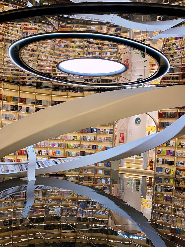 深圳最美書店——愈欣書店📖（龍華印象匯店）