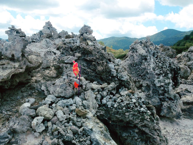 【青森　涼風が通り抜ける霊場・恐山、カルデラ湖の宇曽利湖と下北半島　大間崎　仏ヶ浦での日没】