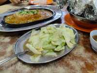 A Clay Pot Surprise: Alor Akar Seafood’s Must-Try Beggar’s Chicken