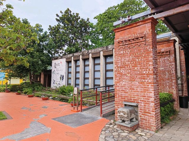東勢客家文化園區，探索客家生活的文化旅程。