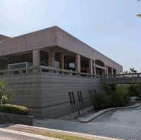 高雄市立美術館 Kaohsiung Museum of Fine Arts