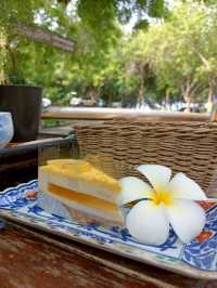 ร้านต้นแจง คาเฟ่ วิวทะเล บรรยากาศดี