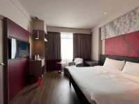  “Ibis Melaka Hotel:Chic Comfort Meets Heritage Charm”