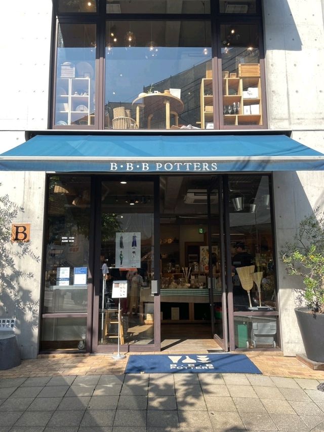 [🇯🇵福岡] スリービーポッターズ – 日常を彩る上質な生活雑貨とカフェの融合空間