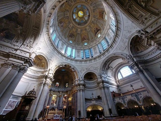 Berlin Cathedral: A Majestic Testament to Faith and History