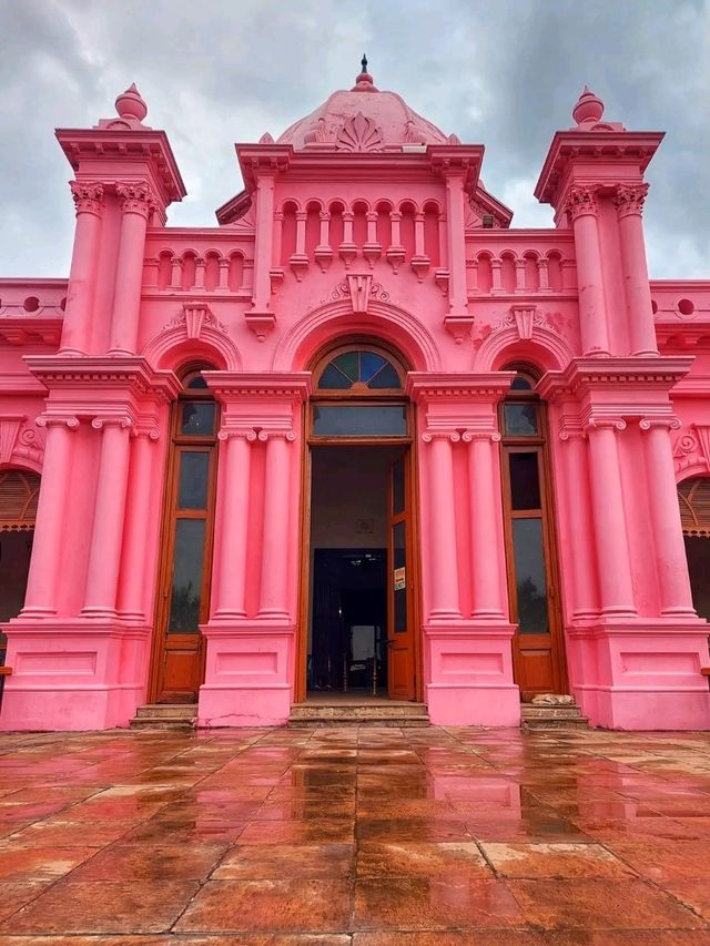 Stepping into Royal Legacy: A Visit to Ahsan Manzil Museum, Dhaka