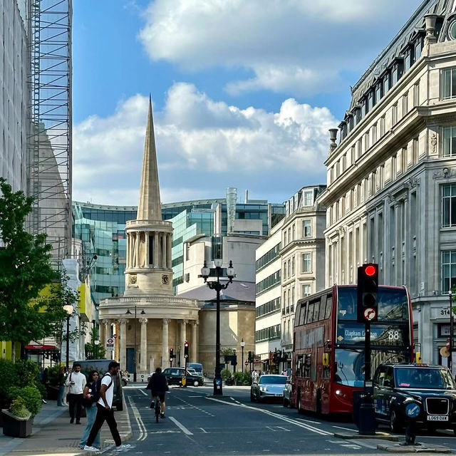 🛍️✨ Ultimate London Shopping Weekend: Oxford Street vs. Regent Street