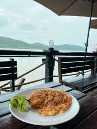 Charming lakeside cafe in Songkhla