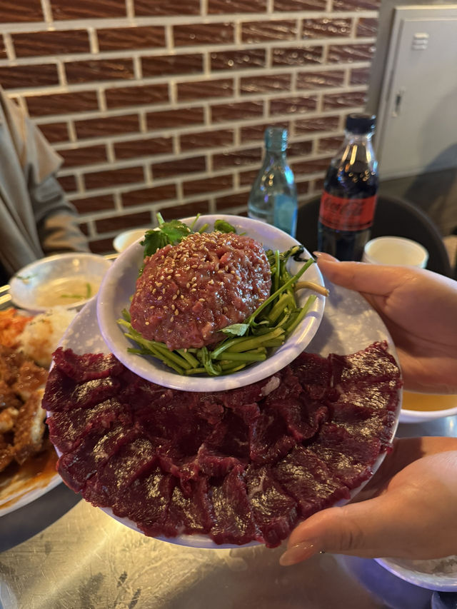 육회 좋아하는 사람이라면 정육회 경산본점 무조건 가봐야 해요
