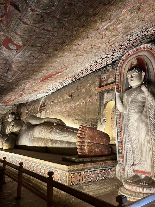 Step into Serenity at Dambulla Royal Cave Temple & Golden Temple 