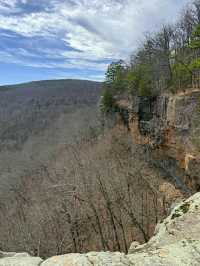 Arkansas Icon: Hiking to Whitaker Point (Hawksbill Crag)