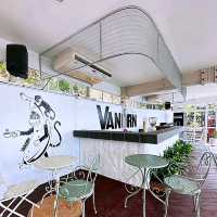 Vanorn Cafe คาเฟ่บนจุดชมวิวเขาสามมุก แบบพาโนรามา
