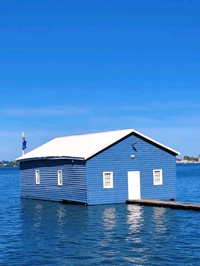📸 Blue Boat House  ,Perth , Australia 