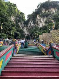 Exploring Batu Caves – A Sacred and Stunning Destination Near Kuala Lumpur