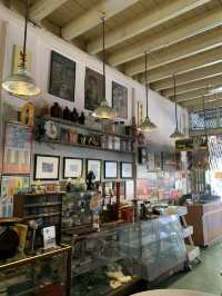 This kopitiam has an aesthetic 80/90's era vibe at Kuantan