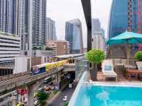 🌆 Urban Sophistication at Its Best – VIE Hotel Bangkok 💼🌸