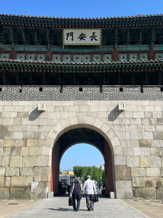 서울 근교, 조용히 시간을 보내고 싶다면 수원