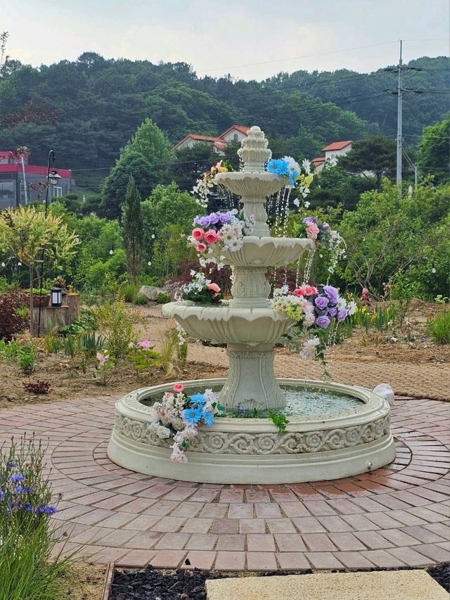 🌿 푸릇하고, 알록달록🌷한 플랜테리어 카페 