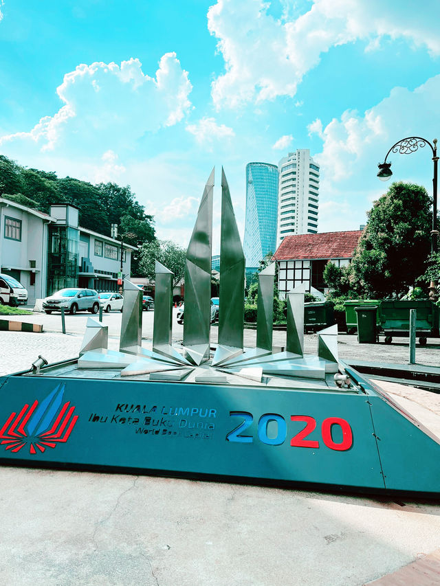 “Experience the Charm of Perpustakaan Kuala Lumpur: A Cultural Gem & Photo Haven”