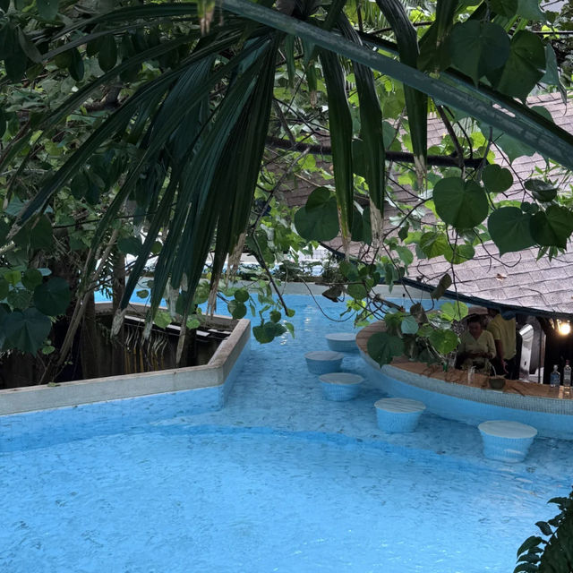 🏖️ RM100 Per Person in Krabi? Swimmers + Hotel Lovers, This Is for You!