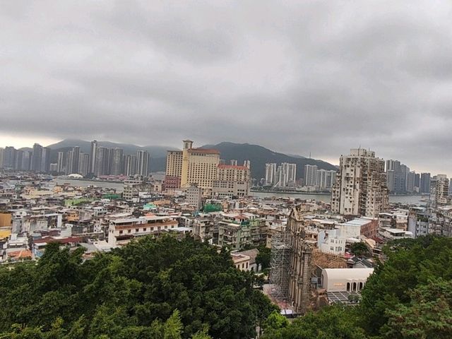 從珠海拱北口岸進澳門半日遊
