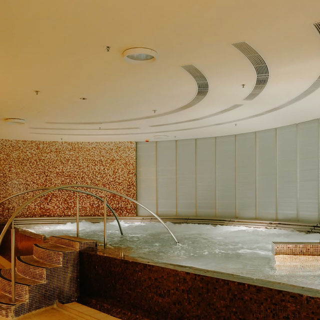 Unparalleled Luxury, Infinite Elegance