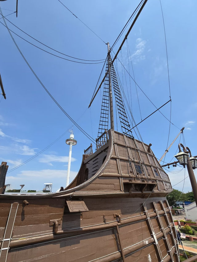 A Nautical Time-Travel on a Shoestring – My Budget Visit to Muzium Samudera, Melaka