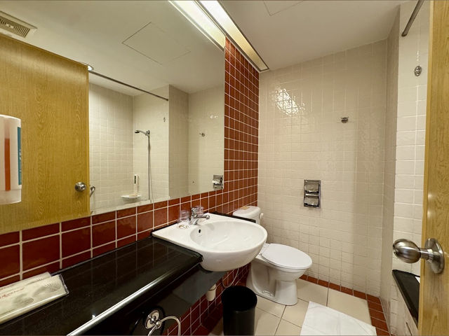 First World Hotel