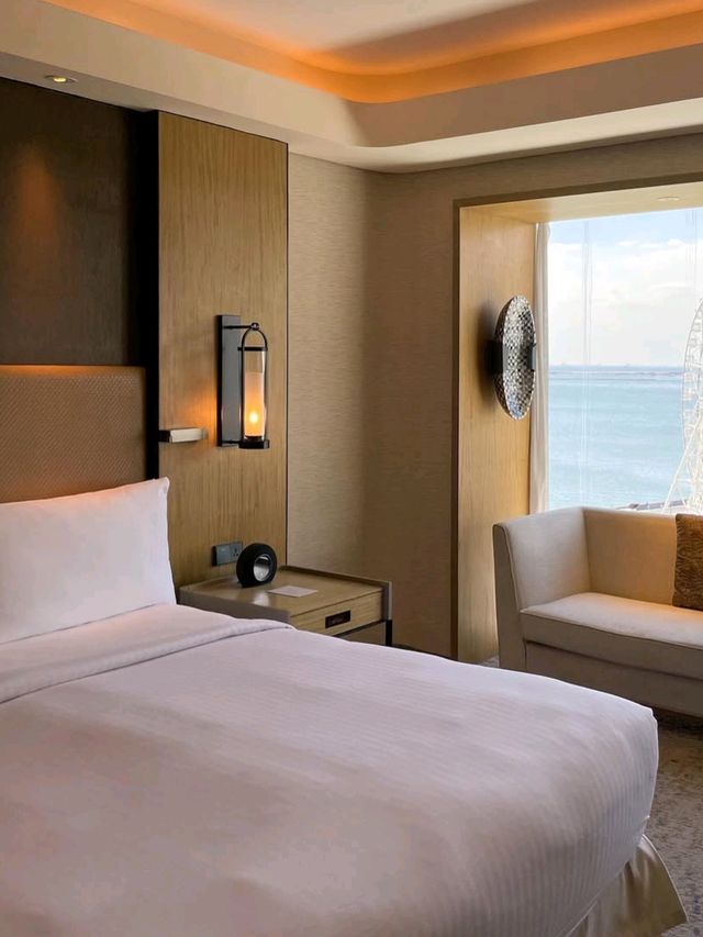 🌊 Conrad Manila: Bayfront Bliss & City Glam ✨🏙️