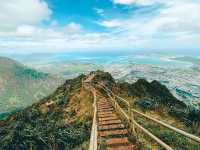 THE STAIRWAY TO HEAVEN  in OAHO HAWAII 