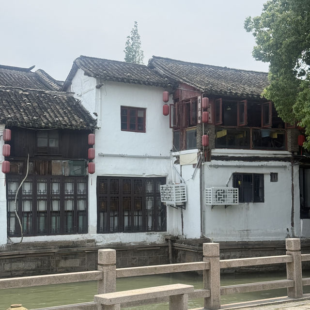 🪭 ใส่ชุดจีนเดินเล่นที่ Zhujiajiao ใกล้เซี่ยงไฮ้
