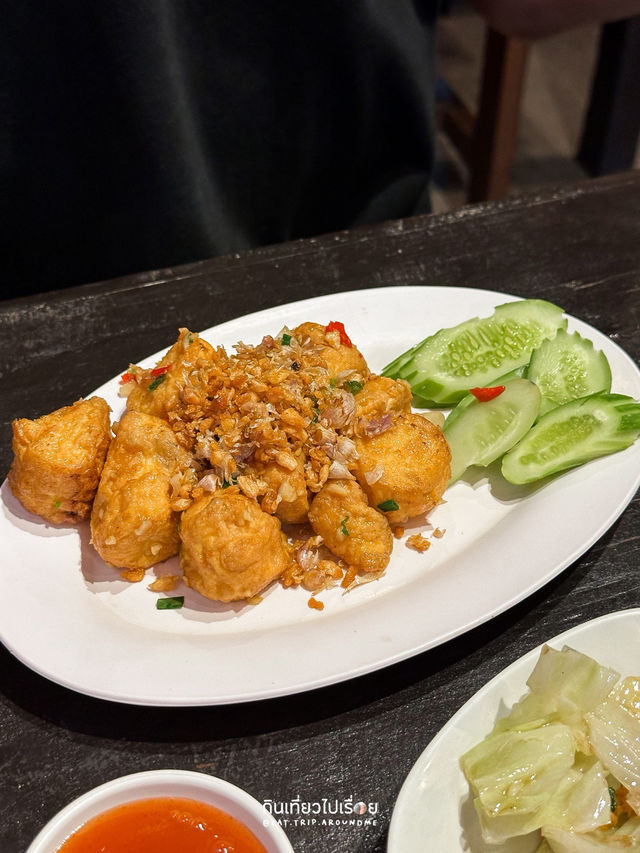 ร้านอาหารสไตล์กับข้าวและข้าวต้ม