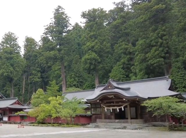 Find luck and love in Futarasan Jinja Shrine