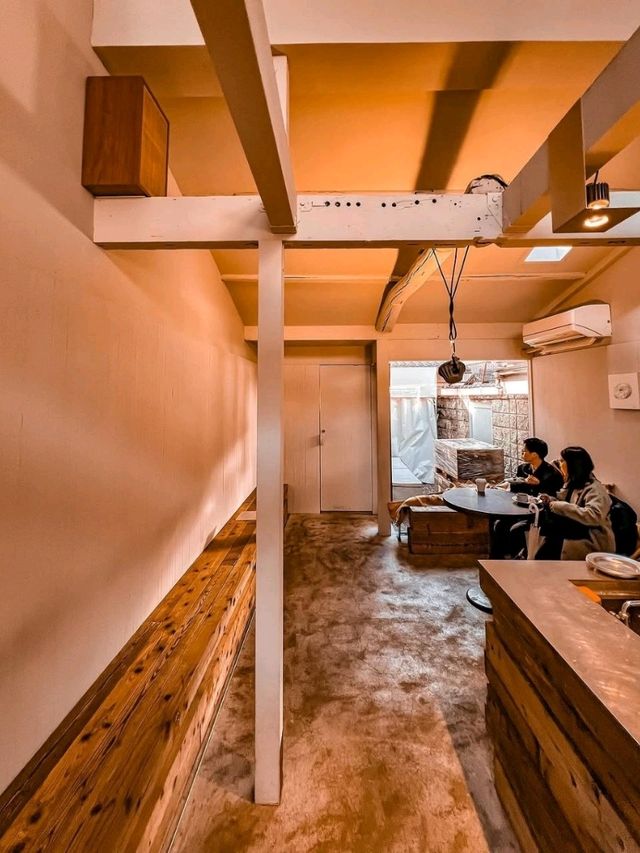 Loose Coffee & Doughnut Kyoto