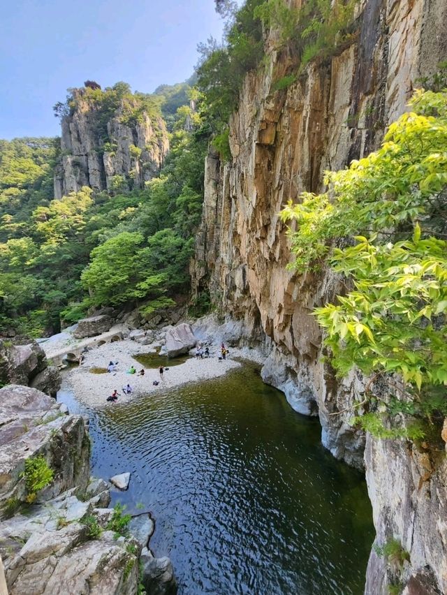 Waterfalls & Forest Feels at Naeyeonsan’s Gwaneum Falls