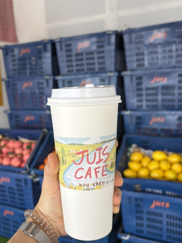 จุ้ย คาเฟ่ (Juis Cafe) เกาะเกร็ด