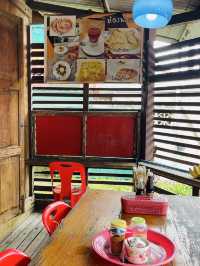 ข้าวซอยฮาลีมา แม่สะเรียง (Halima Khao Soi)