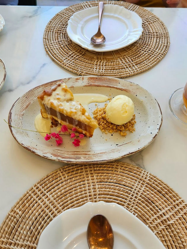 Samui's Eva Restaurant & Cafe Treats