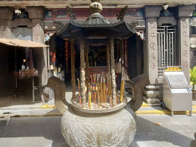 ⛩️ Where Time Stands Still — A Soulful Visit to A-Ma Temple