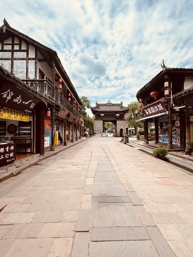 Luodai Ancient Town: A Summer Escape to Sichuan’s Hakka Heritage
