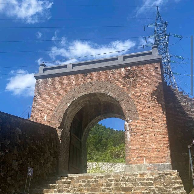 Hai Van Pass (Da Nang – Hue)