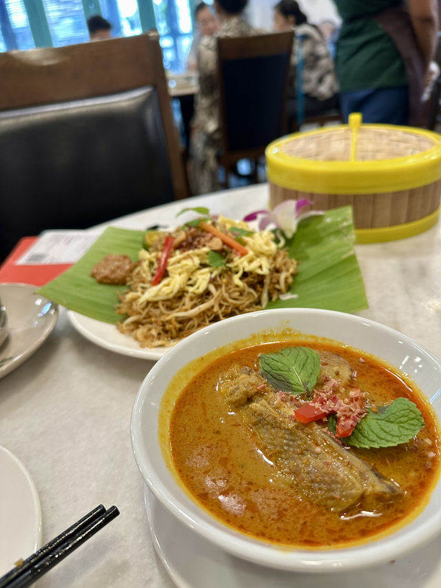 Porcelain Tiles & Sambal Dreams: Dining at Malaya Nyonya House