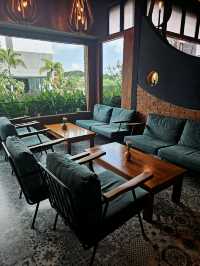 - LONGSIER Lifestyle Cafe -