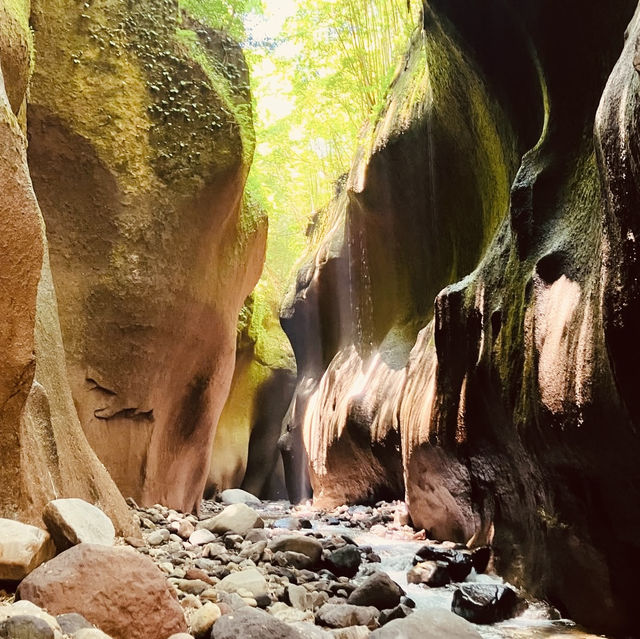 🌿 Solo Adventure: Yufu River Ravine – Kyushu’s Secret Emerald Gorge