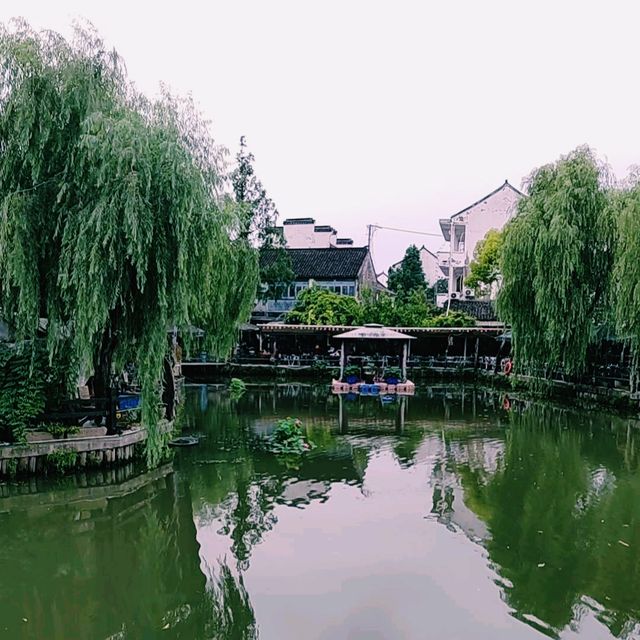 上海著名景點金山嘴漁村旅行遊玩攻略，適合打卡拍照📸